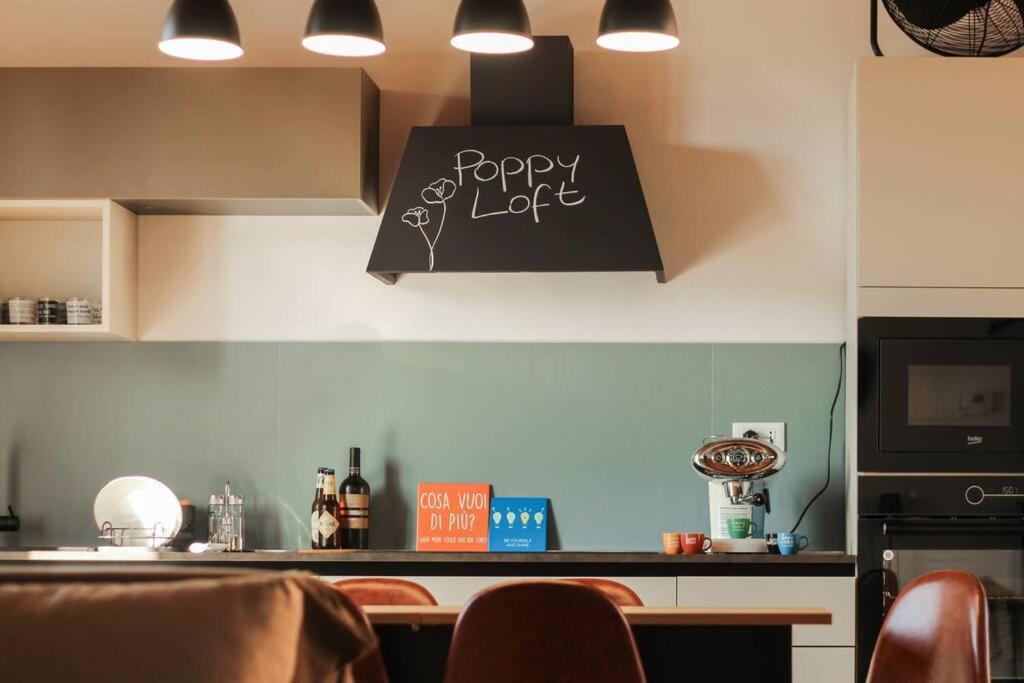 그로타페라타 Poppy Loft 아파트 외부 사진
